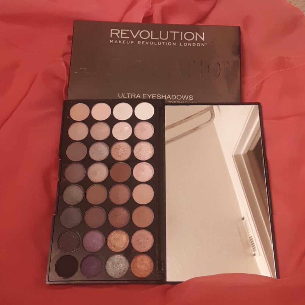 Affirmation - Makeup Revolution